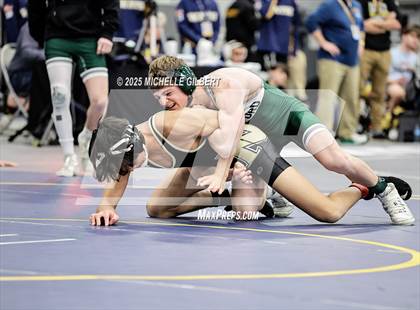Thumbnail 2 in NYSPHSAA Wrestling Dual Finals Round 1 (Seaford vs Nanuet) photogallery.