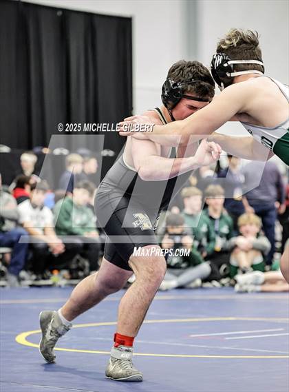 Thumbnail 1 in NYSPHSAA Wrestling Dual Finals Round 1 (Seaford vs Nanuet) photogallery.