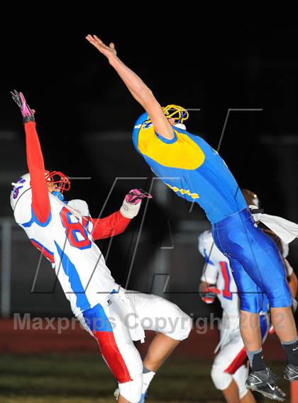 Thumbnail 3 in Pima vs. Joy Christian (AIA D6 Final) photogallery.