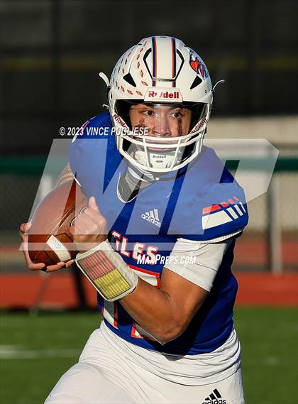 Thumbnail 3 in Eastlake @ Graham-Kapowsin (WIAA 4A Semi Final) photogallery.