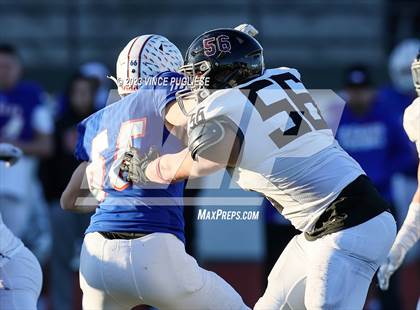 Thumbnail 3 in Eastlake @ Graham-Kapowsin (WIAA 4A Semi Final) photogallery.