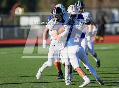 Thumbnail 2 in Eastlake @ Graham-Kapowsin (WIAA 4A Semi Final) photogallery.