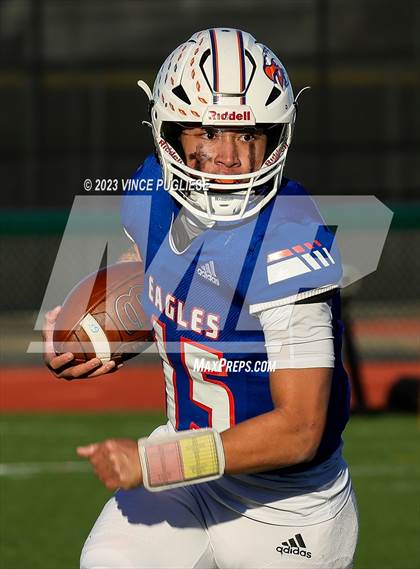 Thumbnail 1 in Eastlake @ Graham-Kapowsin (WIAA 4A Semi Final) photogallery.