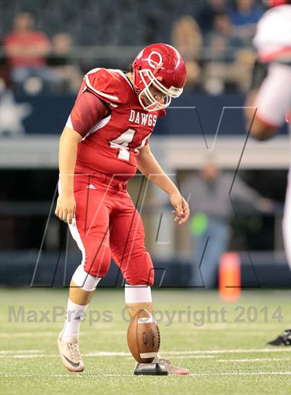 Thumbnail 1 in Carthage vs. Kilgore (UIL 3A Division 1 Final) photogallery.