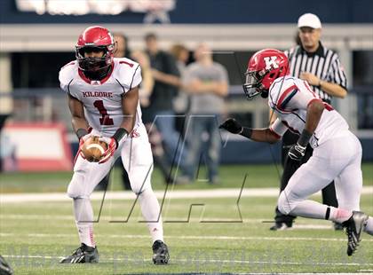 Thumbnail 2 in Carthage vs. Kilgore (UIL 3A Division 1 Final) photogallery.