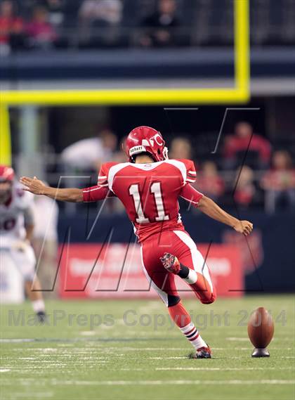 Thumbnail 2 in Carthage vs. Kilgore (UIL 3A Division 1 Final) photogallery.