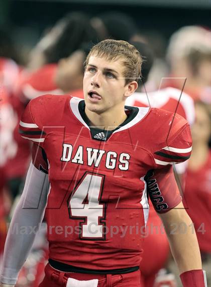 Thumbnail 2 in Carthage vs. Kilgore (UIL 3A Division 1 Final) photogallery.