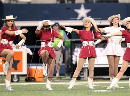 Thumbnail 1 in Carthage vs. Kilgore (UIL 3A Division 1 Final) photogallery.