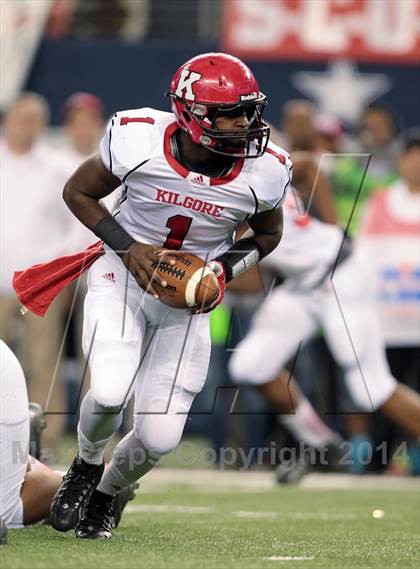 Thumbnail 2 in Carthage vs. Kilgore (UIL 3A Division 1 Final) photogallery.