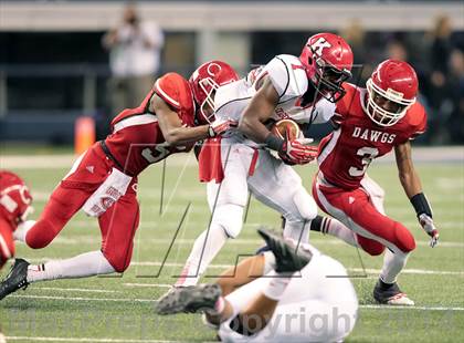 Thumbnail 2 in Carthage vs. Kilgore (UIL 3A Division 1 Final) photogallery.