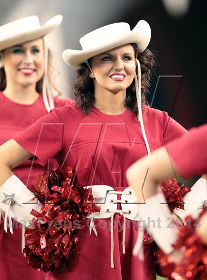 Thumbnail 1 in Carthage vs. Kilgore (UIL 3A Division 1 Final) photogallery.