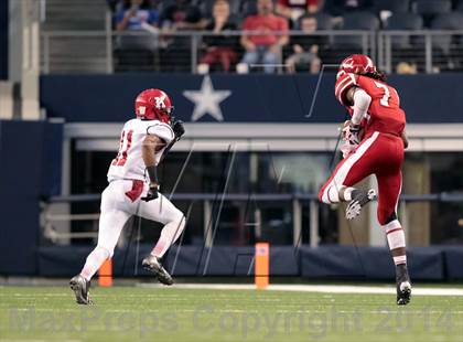 Thumbnail 2 in Carthage vs. Kilgore (UIL 3A Division 1 Final) photogallery.