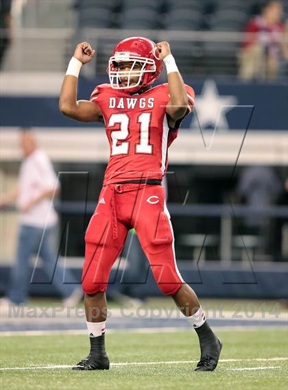 Thumbnail 2 in Carthage vs. Kilgore (UIL 3A Division 1 Final) photogallery.