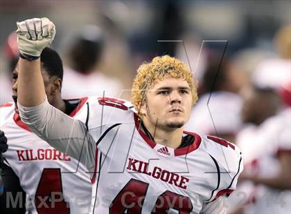 Thumbnail 2 in Carthage vs. Kilgore (UIL 3A Division 1 Final) photogallery.