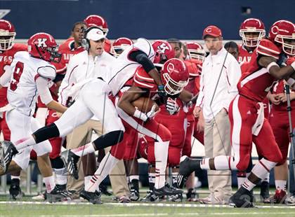 Thumbnail 2 in Carthage vs. Kilgore (UIL 3A Division 1 Final) photogallery.