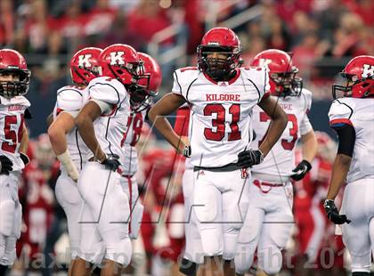 Thumbnail 2 in Carthage vs. Kilgore (UIL 3A Division 1 Final) photogallery.