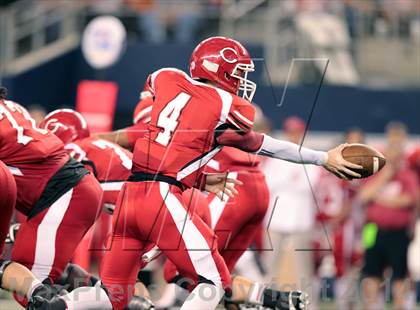 Thumbnail 2 in Carthage vs. Kilgore (UIL 3A Division 1 Final) photogallery.