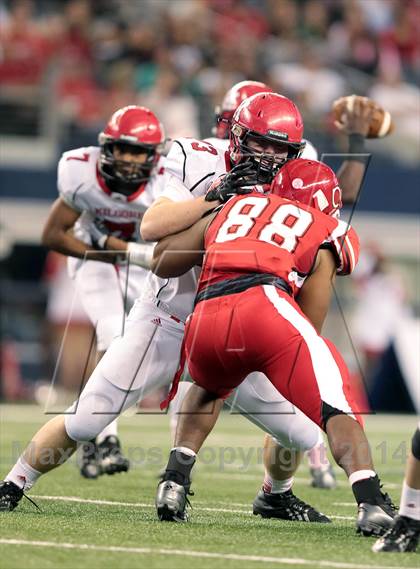 Thumbnail 3 in Carthage vs. Kilgore (UIL 3A Division 1 Final) photogallery.