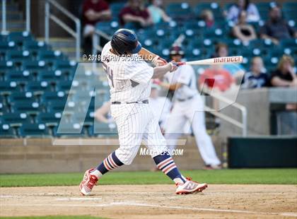 Thumbnail 1 in Centennial vs. Kellis photogallery.