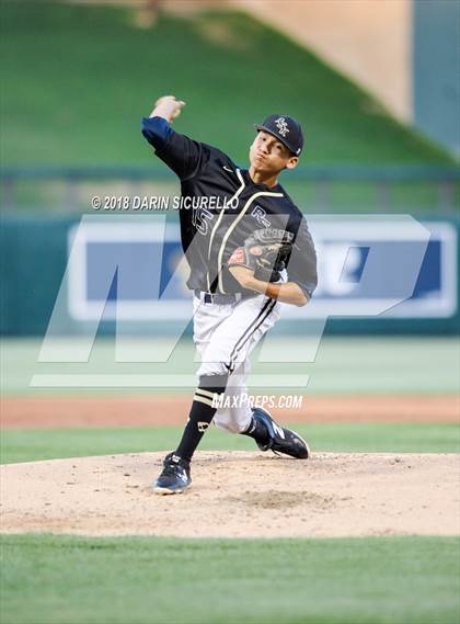 Thumbnail 1 in Centennial vs. Kellis photogallery.