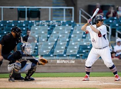 Thumbnail 1 in Centennial vs. Kellis photogallery.