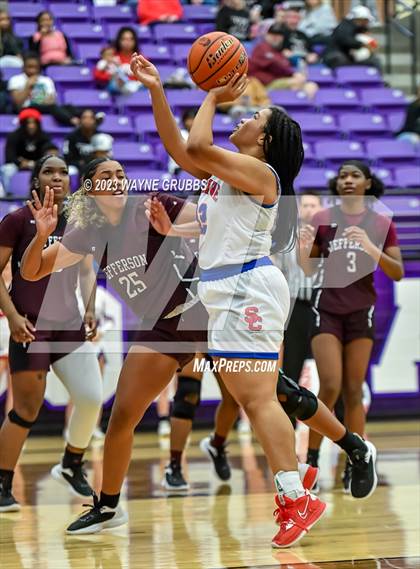 Thumbnail 3 in Jefferson vs. Sabine (UIL 3A Bi-District Playoff) photogallery.
