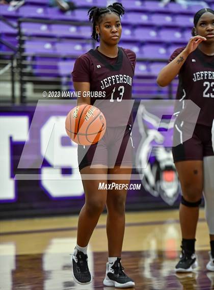Thumbnail 1 in Jefferson vs. Sabine (UIL 3A Bi-District Playoff) photogallery.