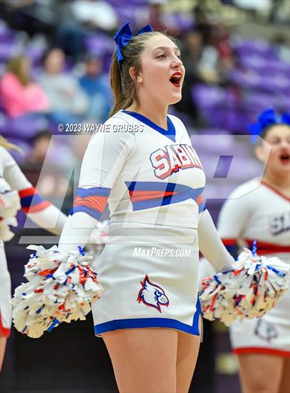Thumbnail 3 in Jefferson vs. Sabine (UIL 3A Bi-District Playoff) photogallery.