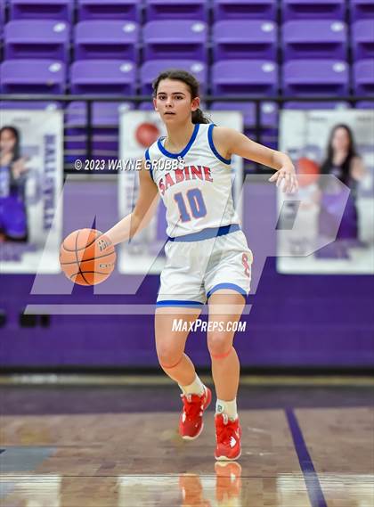 Thumbnail 2 in Jefferson vs. Sabine (UIL 3A Bi-District Playoff) photogallery.