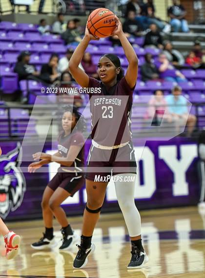 Thumbnail 1 in Jefferson vs. Sabine (UIL 3A Bi-District Playoff) photogallery.