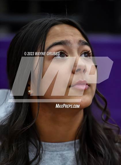Thumbnail 3 in Jefferson vs. Sabine (UIL 3A Bi-District Playoff) photogallery.