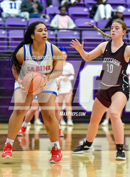 Thumbnail 3 in Jefferson vs. Sabine (UIL 3A Bi-District Playoff) photogallery.