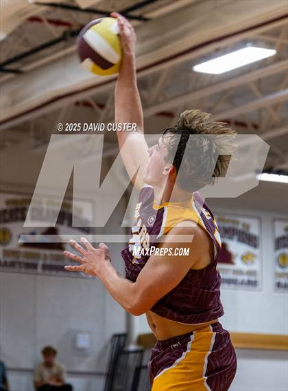 Thumbnail 1 in South Lakes @ Oakton (Concorde District Final) photogallery.