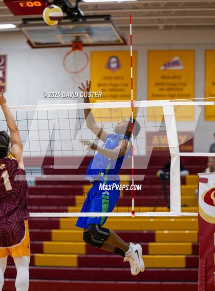 Thumbnail 1 in South Lakes @ Oakton (Concorde District Final) photogallery.