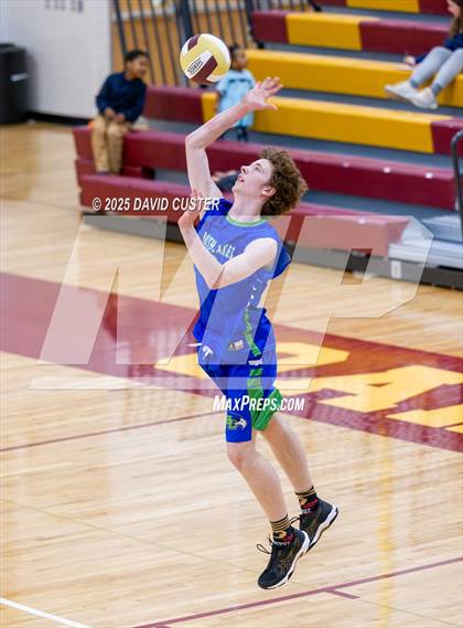 Thumbnail 1 in South Lakes @ Oakton (Concorde District Final) photogallery.