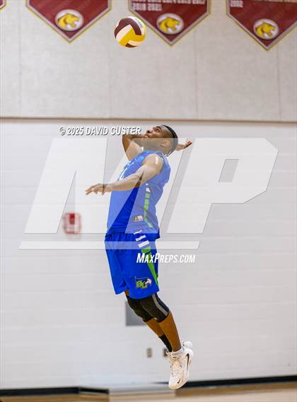 Thumbnail 1 in South Lakes @ Oakton (Concorde District Final) photogallery.