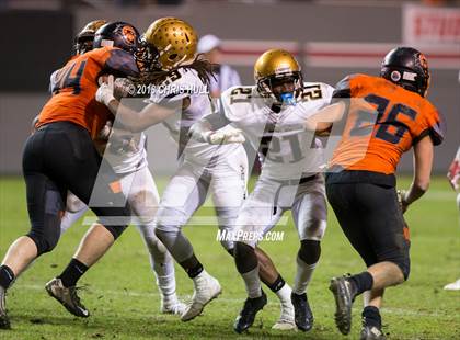 Thumbnail 3 in North Davidson vs. Shelby (NCHSAA 2AA Championship) photogallery.