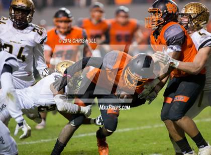 Thumbnail 2 in North Davidson vs. Shelby (NCHSAA 2AA Championship) photogallery.