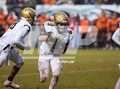 Thumbnail 2 in North Davidson vs. Shelby (NCHSAA 2AA Championship) photogallery.