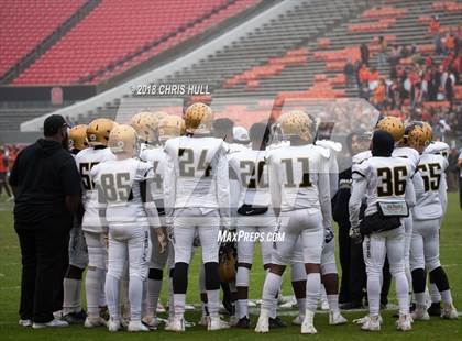 Thumbnail 2 in North Davidson vs. Shelby (NCHSAA 2AA Championship) photogallery.