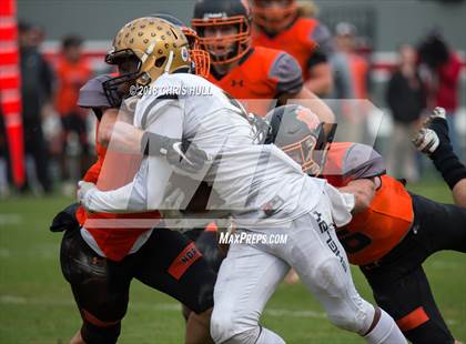 Thumbnail 3 in North Davidson vs. Shelby (NCHSAA 2AA Championship) photogallery.
