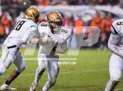 Thumbnail 3 in North Davidson vs. Shelby (NCHSAA 2AA Championship) photogallery.