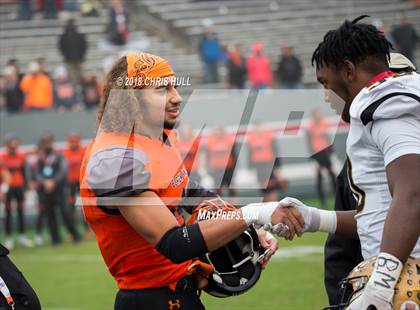 Thumbnail 3 in North Davidson vs. Shelby (NCHSAA 2AA Championship) photogallery.