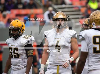 Thumbnail 2 in North Davidson vs. Shelby (NCHSAA 2AA Championship) photogallery.