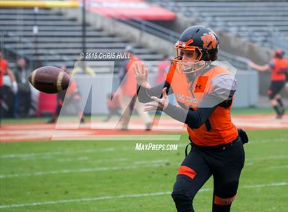 Thumbnail 1 in North Davidson vs. Shelby (NCHSAA 2AA Championship) photogallery.