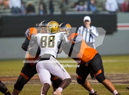 Thumbnail 3 in North Davidson vs. Shelby (NCHSAA 2AA Championship) photogallery.