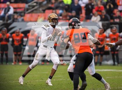 Thumbnail 2 in North Davidson vs. Shelby (NCHSAA 2AA Championship) photogallery.