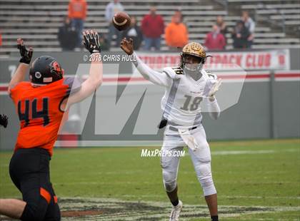 Thumbnail 1 in North Davidson vs. Shelby (NCHSAA 2AA Championship) photogallery.
