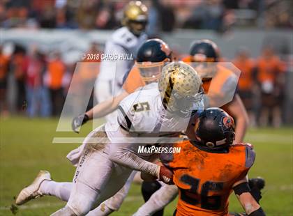 Thumbnail 1 in North Davidson vs. Shelby (NCHSAA 2AA Championship) photogallery.