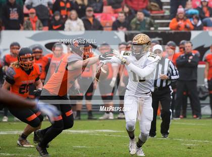 Thumbnail 2 in North Davidson vs. Shelby (NCHSAA 2AA Championship) photogallery.